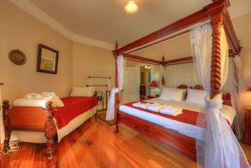 Acacia Bed And Breakfast