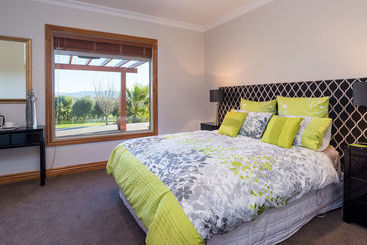 تختخواب و صبحانه Aldaha Luxury Accommodation