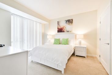 Global Luxury Suites At West End