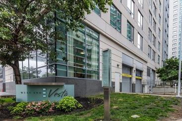 Global Luxury Suites At West End