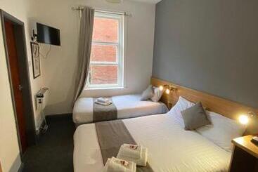 Hotel Alumhurst