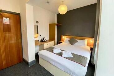 Hotel Alumhurst