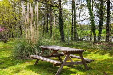 هتل Eco Sud Agen Autoroute