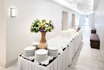 酒店 Holiday Inn Express   Red Deer North, An Ihg