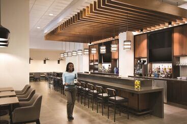 هتل Hyatt Place Chicago Ohare Airport