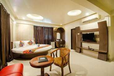 هتل Sanket Inn