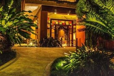 هتل Soul Spring Sanctuary
