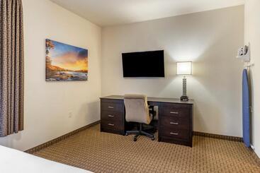 هتل Stay Over Suites   Fort Gregg Adams Area