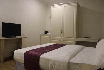 هتل Venice Lodge