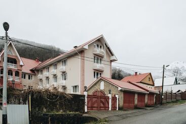 هتل Villa Uytnaya
