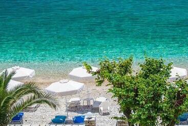 Krouzeri Beach Apartments