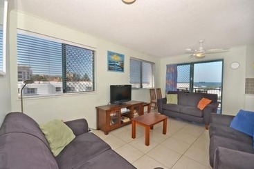 Lindomare Apartments