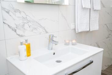 پانسیون Guesthouse Keflavik By Reykjavik Keflavik Airport