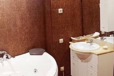 استراحتگاه Continental
