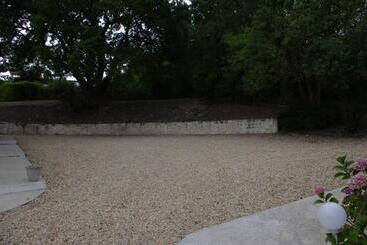 تختخواب و صبحانه Le Clos Des Oiseaux