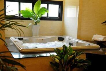 Forever Green Resort