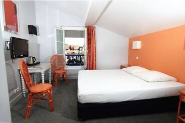 هتل Hôtel Ohartzia