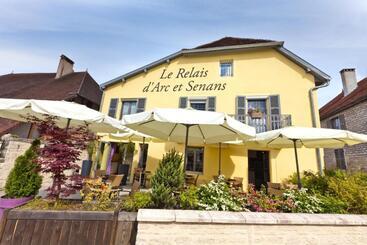 Hotel Le Relais D Arc Et Senans