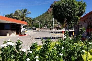 هتل Malibu Guaymas
