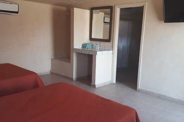 هتل Malibu Guaymas