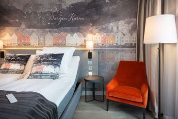 هتل Scandic Flesland Airport