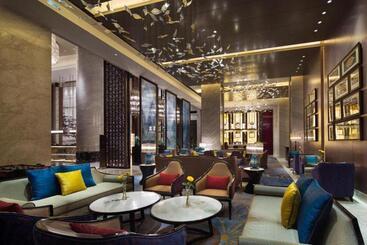 هتل Wanda Realm Yiwu