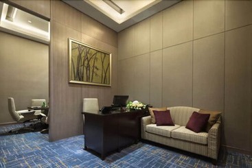 هتل Wanda Realm Yiwu