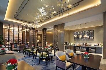 هتل Wanda Realm Yiwu