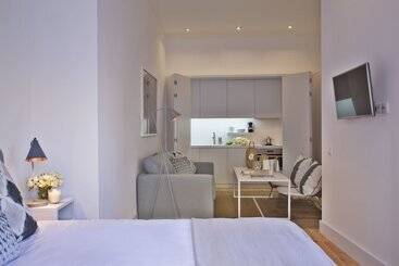 Lisbon Five Stars Apartments Combro 77