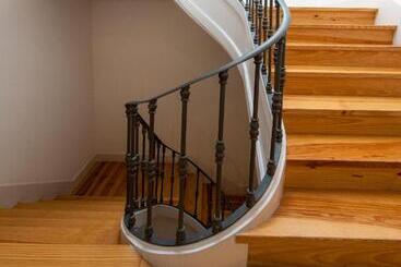 Lisbon Five Stars Apartments Combro 77