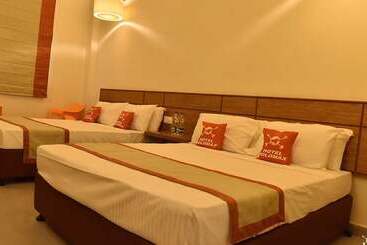 Max Hotels Prayagraj