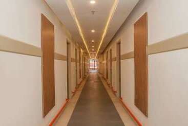 Max Hotels Prayagraj