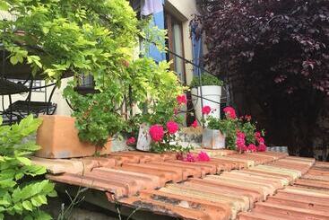 Skylark Bed & Breakfast