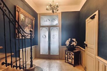 تختخواب و صبحانه La Casa Occitane