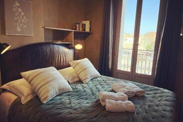 تختخواب و صبحانه La Casa Occitane