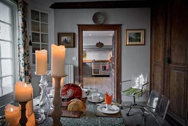 تختخواب و صبحانه Maison 76