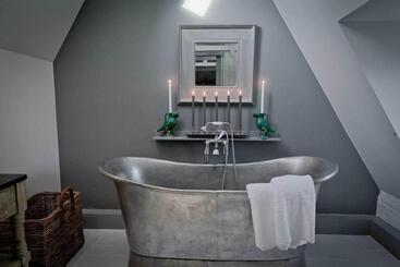 تختخواب و صبحانه Maison 76