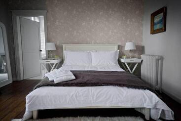 تختخواب و صبحانه Maison 76