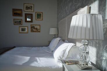 تختخواب و صبحانه Maison 76