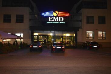 هتل Emd