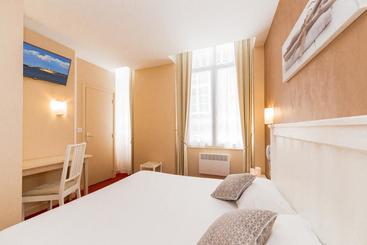 هتل Hôtel Le Nautilus