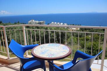 هتل La Maroja View