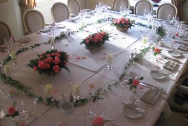 هتل Hôtel Restaurant Les Deux Frères