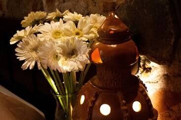 هتل Naif Boutique