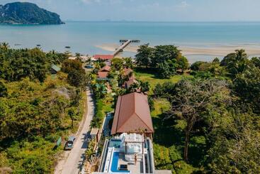 Baan Taranya Koh Yao Yai Resort