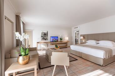 Villa Favorita   Parkhotel Delta