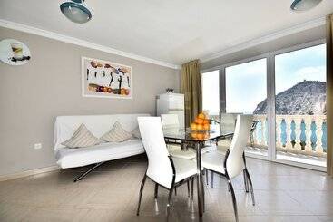 Aparthotel Ola Blanca