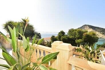 Aparthotel Ola Blanca