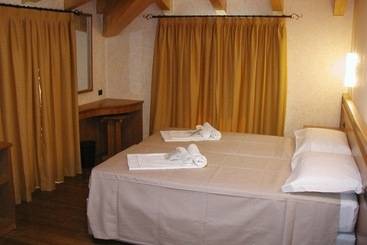 Azzano Holidays B&b - Mezzegra