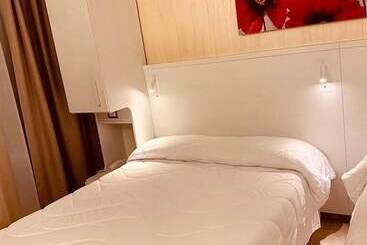 تختخواب و صبحانه Bel Sole Guest House